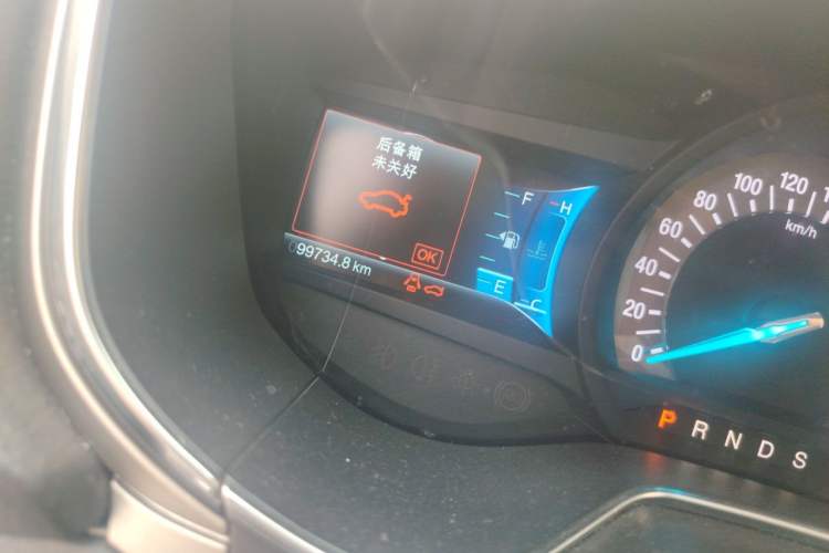 Used Ford Mondeo 2013 2.0L GTDi 200 Luxury Model Odometer Close Up