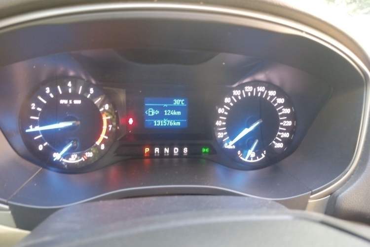 Used Ford Mondeo 2013 1.5L GTDi180 Comfort Model Odometer Close Up