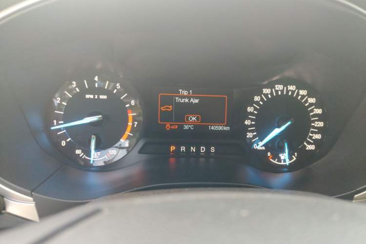 Used Ford Mondeo 2013 1.5L GTDi180 Fashion Edition Odometer Close Up