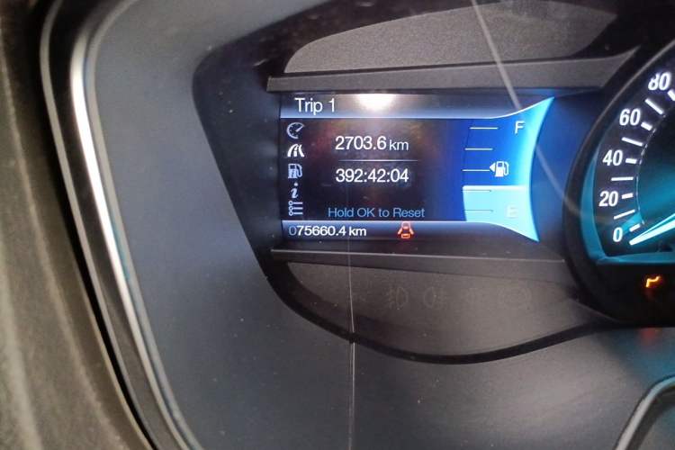 Used Ford Mondeo 2013 2.0L GTDi 200 Luxury Model Odometer Close Up