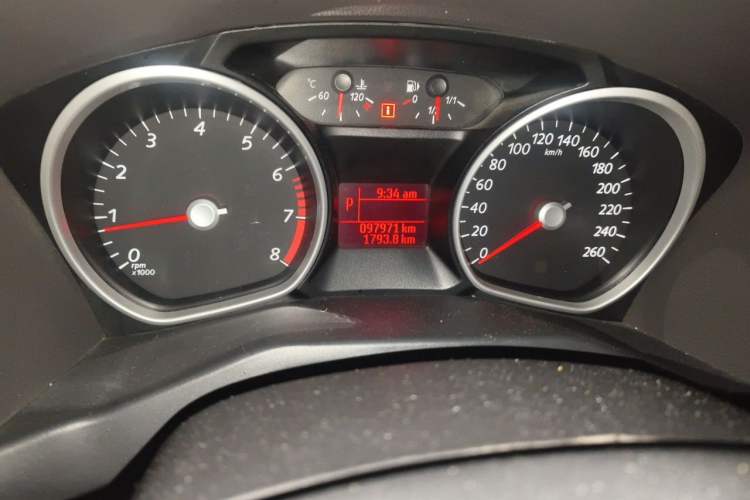 Used Ford Mondeo 2013 2.3L Fashion Edition Odometer Close Up