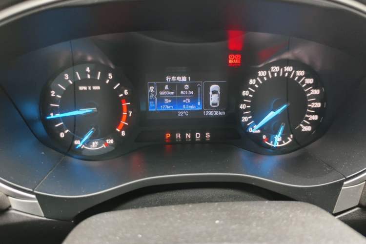 Used Ford Mondeo 2013 1.5L GTDi180 Fashion Edition Odometer Close Up