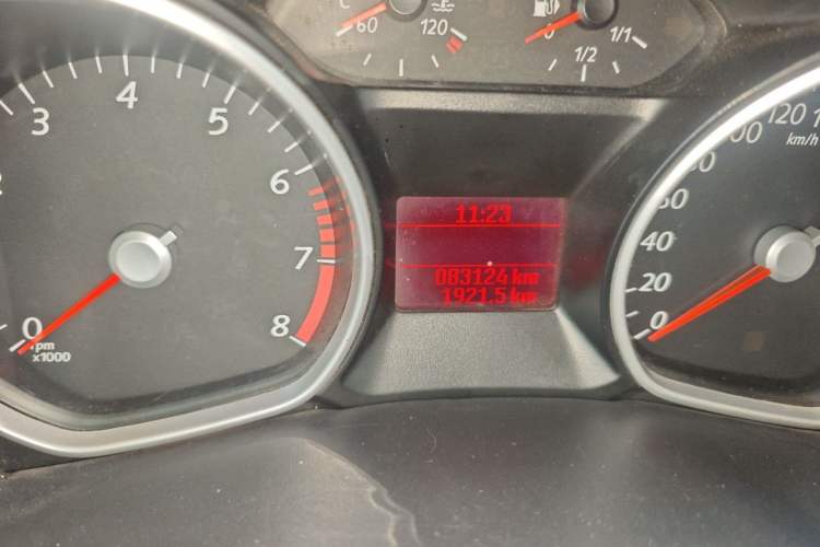 Used Ford Mondeo 2013 2.3L Fashion Edition Odometer Close Up