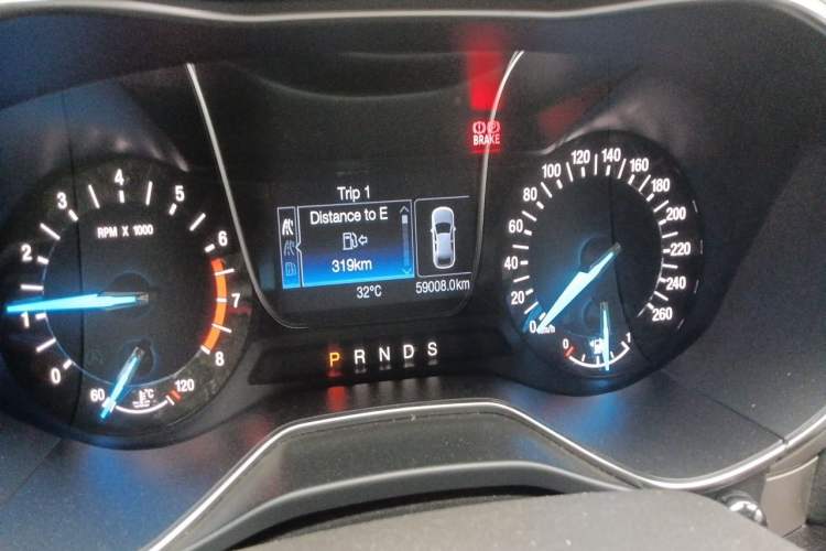 Used Ford Mondeo 2013 2.0L GTDi 200 Fashion Edition Odometer Close Up