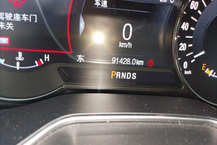 Used Ford Mondeo 2013 2.0L GTDi240 Flagship Edition Odometer Close Up
