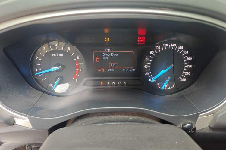 Used Ford Mondeo 2013 1.5L GTDi180 Fashion Edition Odometer Close Up