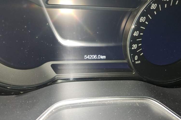 Used Ford Mondeo 2013 2.0L GTDi240 Flagship Edition Odometer Close Up