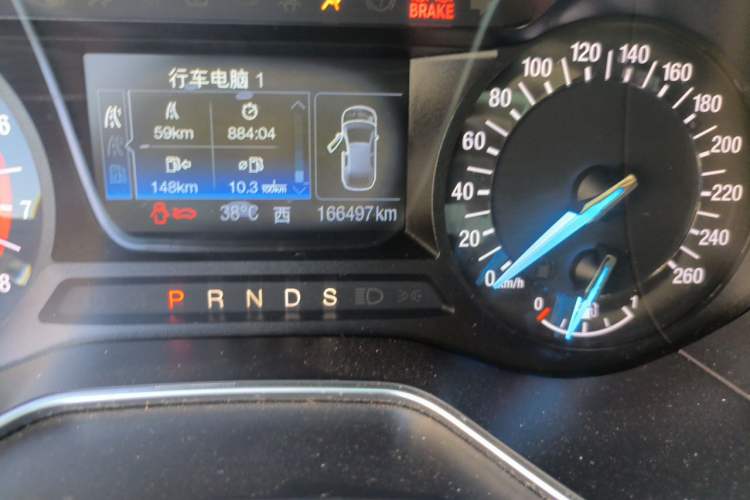 Used Ford Mondeo 2013 2.0L GTDi 200 Fashion Edition Odometer Close Up