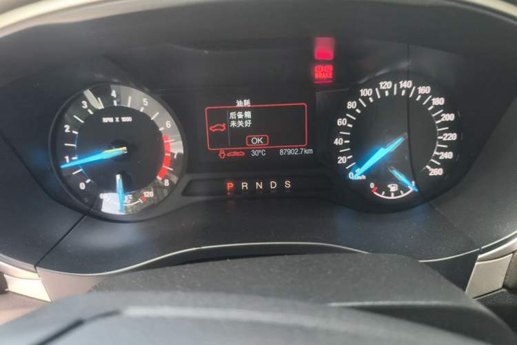 Used Ford Mondeo 2013 1.5L GTDi180 Comfort Model Odometer Close Up