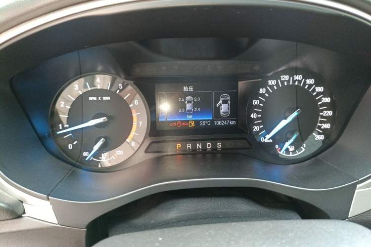 Used Ford Mondeo 2013 1.5L GTDi180 Fashion Edition Odometer Close Up