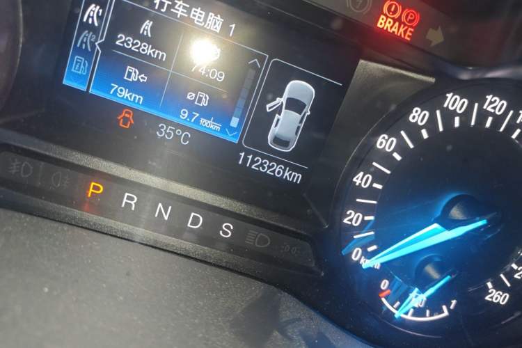 Used Ford Mondeo 2013 1.5L GTDi180 Fashion Edition Odometer Close Up