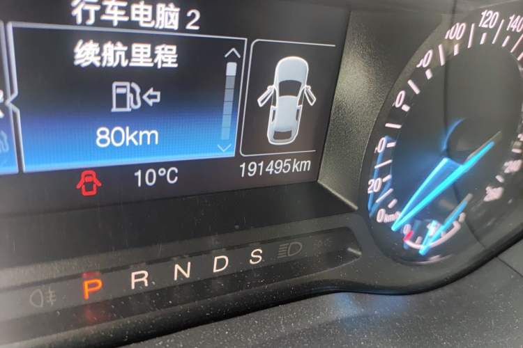 Used Ford Mondeo 2013 1.5L GTDi180 Fashion Edition Odometer Close Up