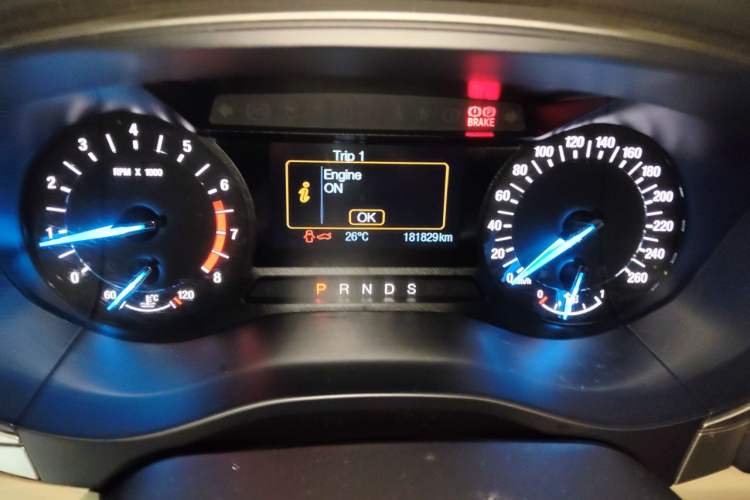 Used Ford Mondeo 2013 1.5L GTDi180 Fashion Edition Odometer Close Up