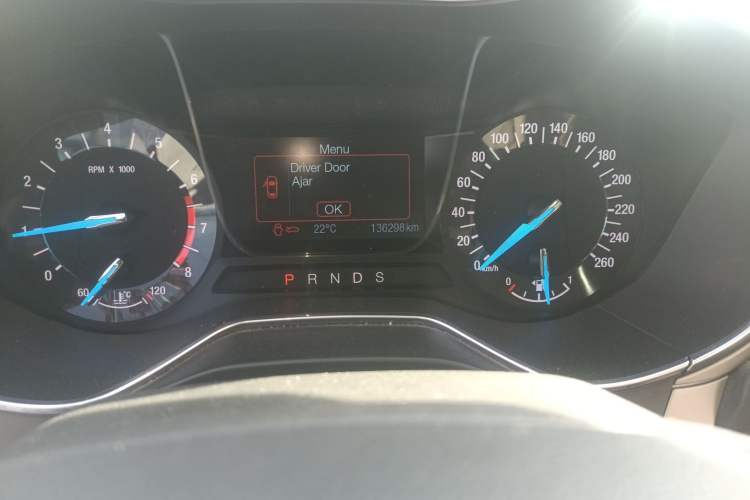 Used Ford Mondeo 2013 2.0L GTDi 200 Fashion Edition Odometer Close Up