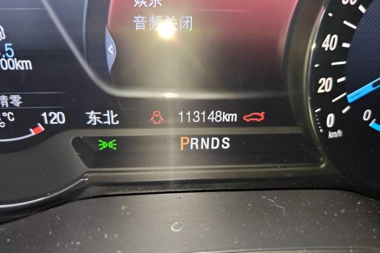 Used Ford Mondeo 2013 2.0L GTDi240 Flagship Edition Odometer Close Up