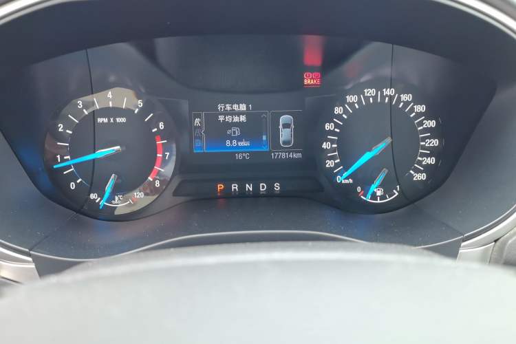 Used Ford Mondeo 2013 1.5L GTDi180 Fashion Edition Odometer Close Up