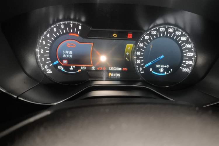 Used Ford Mondeo 2013 2.0L GTDi240 Luxury Sport Model Odometer Close Up