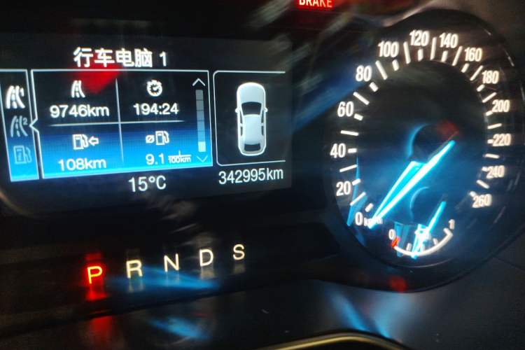Used Ford Mondeo 2013 2.0L GTDi 200 Fashion Edition Odometer Close Up
