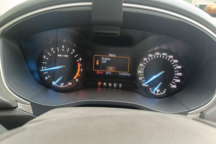Used Ford Mondeo 2013 1.5L GTDi180 Fashion Edition Odometer Close Up