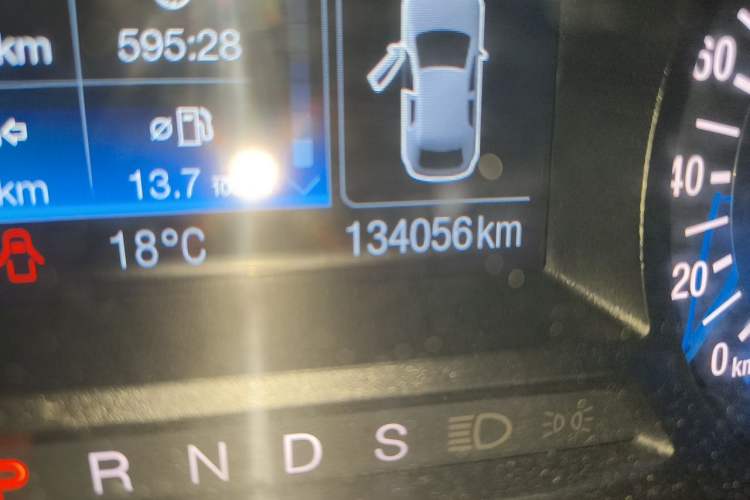 Used Ford Mondeo 2013 2.0L GTDi 200 Fashion Edition Odometer Close Up