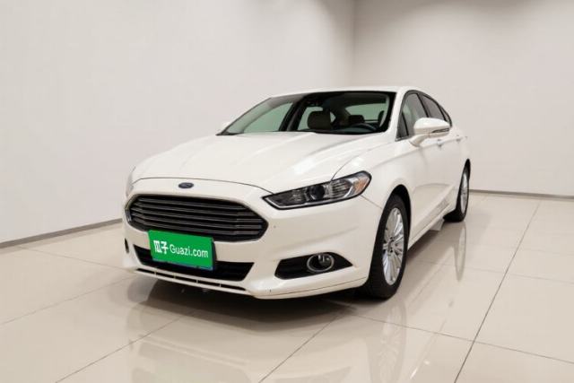 Ojetý Ford Mondeo 2013 2.0L GTDi 200 Fashion Edition