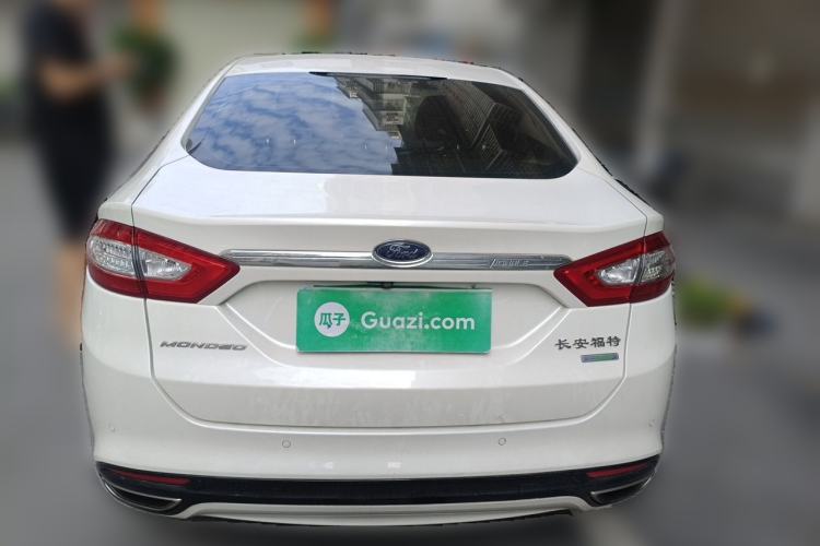 Used Ford Mondeo 2013 2.0L GTDi 200 Luxury Model Rear