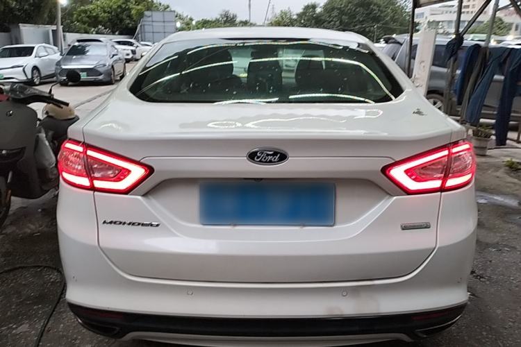 Used Ford Mondeo 2013 2.0L GTDi 200 Luxury Model Rear