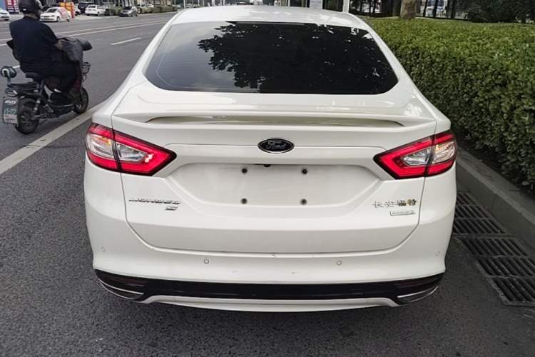 Used Ford Mondeo 2013 2.0L GTDi240 Luxury Sport Model Rear