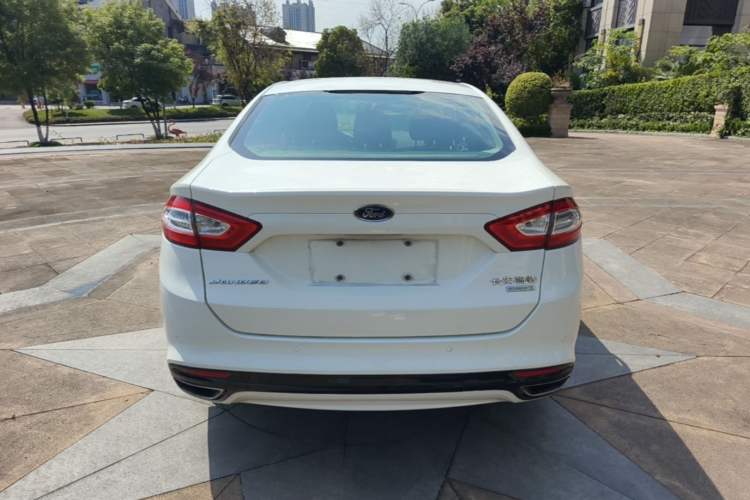 Used Ford Mondeo 2013 2.0L GTDi 200 Fashion Edition Rear