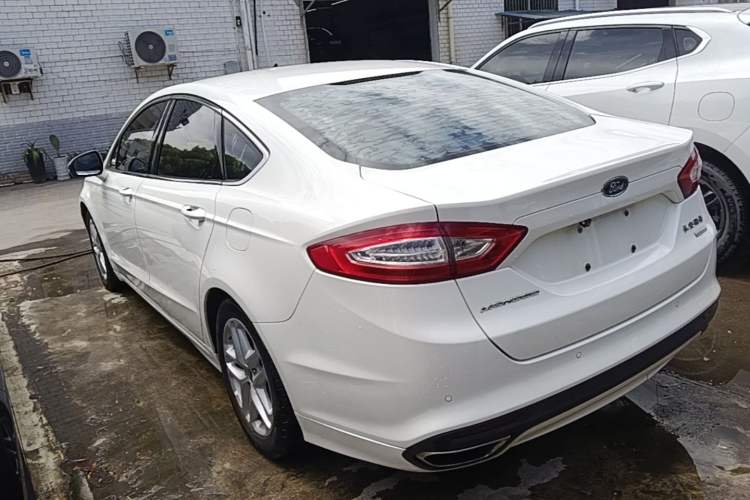 Used Ford Mondeo 2013 1.5L GTDi180 Fashion Edition Rear Left 45 Deg