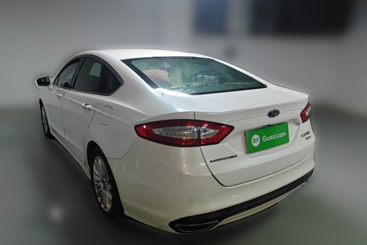 Used Ford Mondeo 2013 2.0L GTDi 200 Luxury Model Rear Left 45 Deg