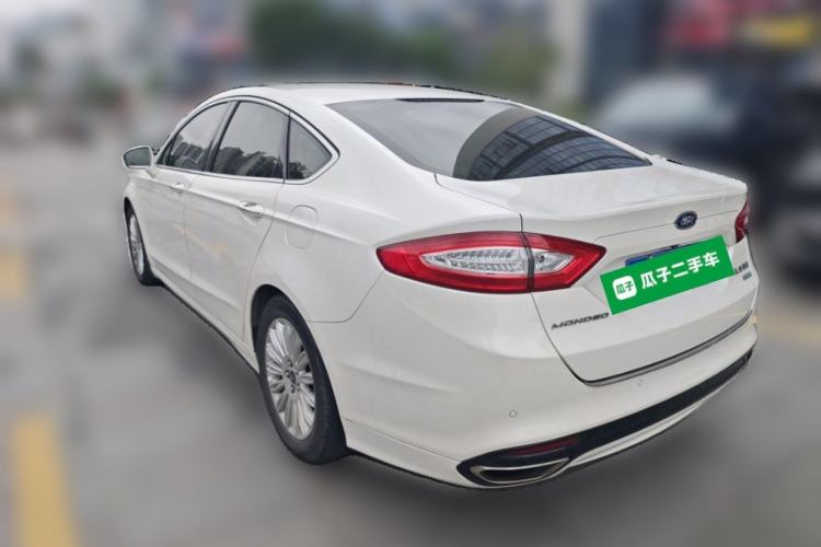 Used Ford Mondeo 2013 2.0L GTDi 200 Luxury Model Rear Left 45 Deg