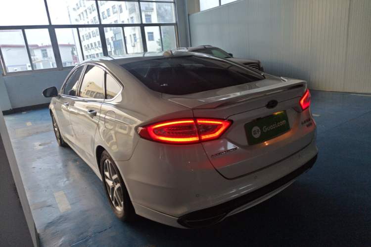 Used Ford Mondeo 2013 1.5L GTDi180 Fashion Edition Rear Left 45 Deg