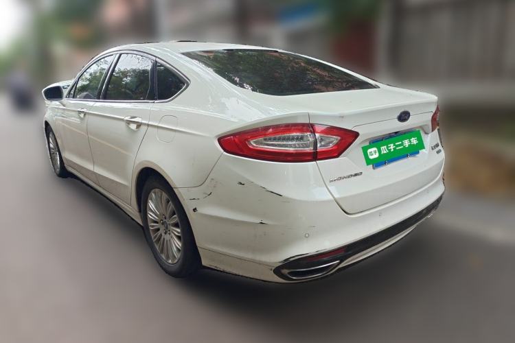 Used Ford Mondeo 2013 2.0L GTDi 200 Luxury Model Rear Left 45 Deg
