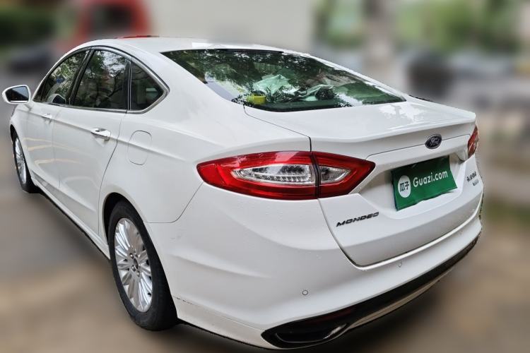 Used Ford Mondeo 2013 2.0L GTDi 200 Fashion Edition Rear Left 45 Deg