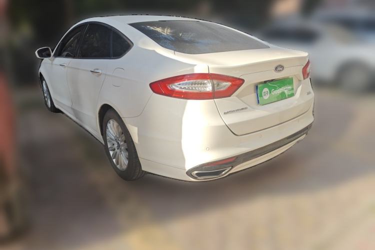 Used Ford Mondeo 2013 2.0L GTDi 200 Luxury Model Rear Left 45 Deg