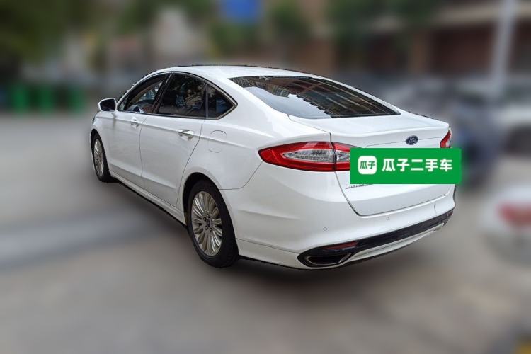 Used Ford Mondeo 2013 2.0L GTDi 200 Luxury Model Rear Left 45 Deg
