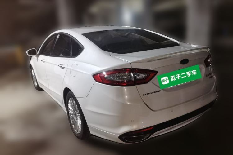 Used Ford Mondeo 2013 2.0L GTDi 200 Luxury Model Rear Left 45 Deg
