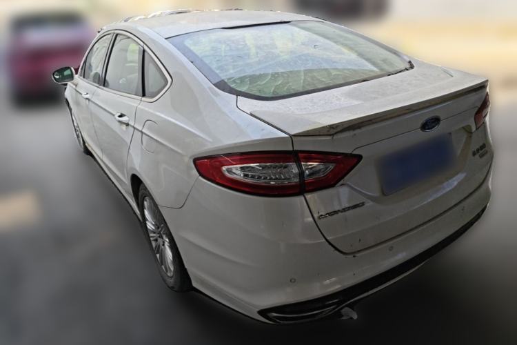 Used Ford Mondeo 2013 2.0L GTDi 200 Luxury Model Rear Left 45 Deg
