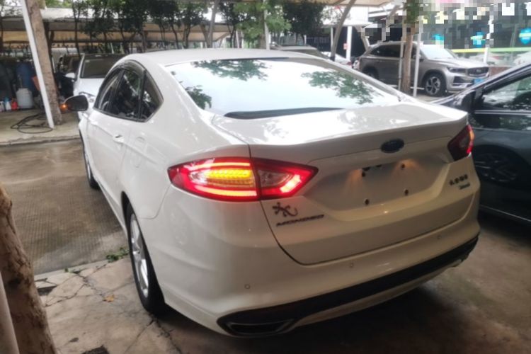 Used Ford Mondeo 2013 1.5L GTDi180 Fashion Edition Rear Left 45 Deg