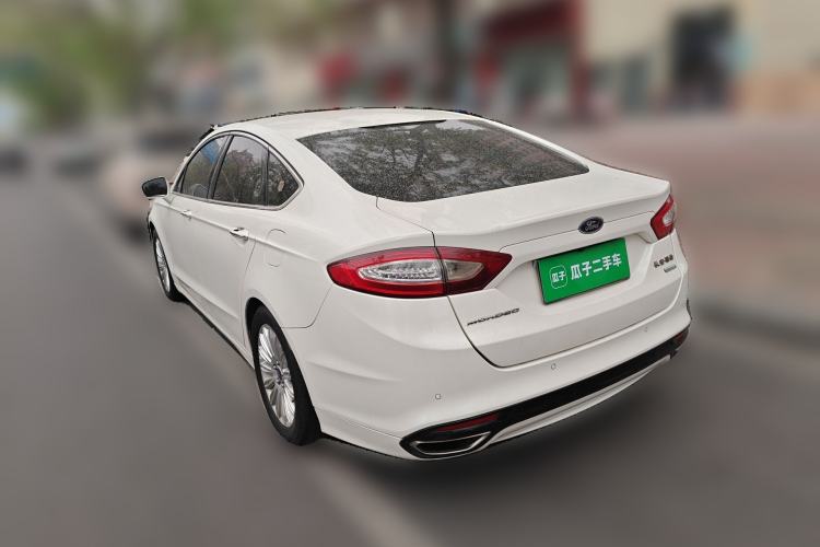 Used Ford Mondeo 2013 2.0L GTDi 200 Luxury Model Rear Left 45 Deg