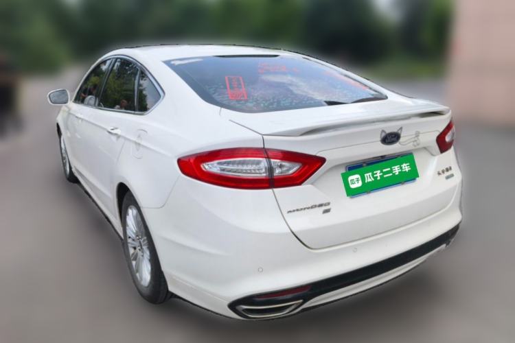 Used Ford Mondeo 2013 2.0L GTDi 200 Luxury Model Rear Left 45 Deg