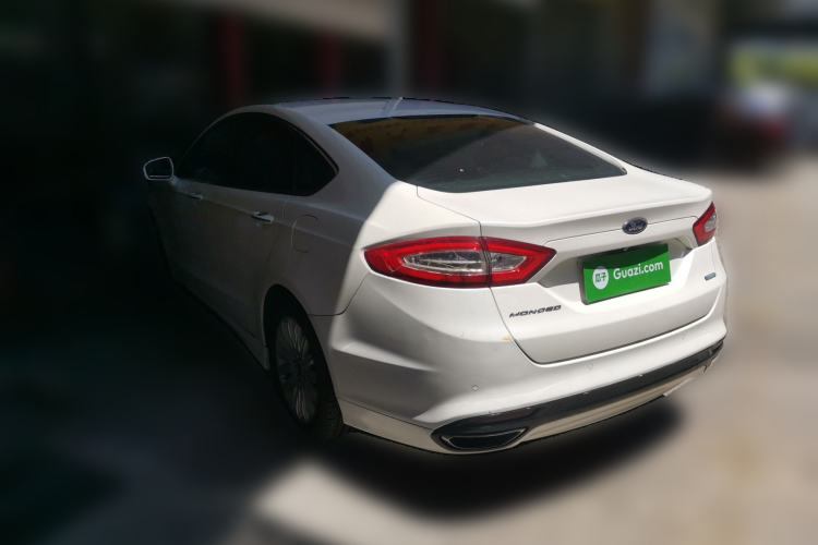 Used Ford Mondeo 2013 2.0L GTDi 200 Luxury Model Rear Left 45 Deg