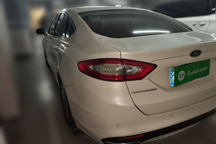 Used Ford Mondeo 2013 2.0L GTDi 200 Fashion Edition Rear Left 45 Deg