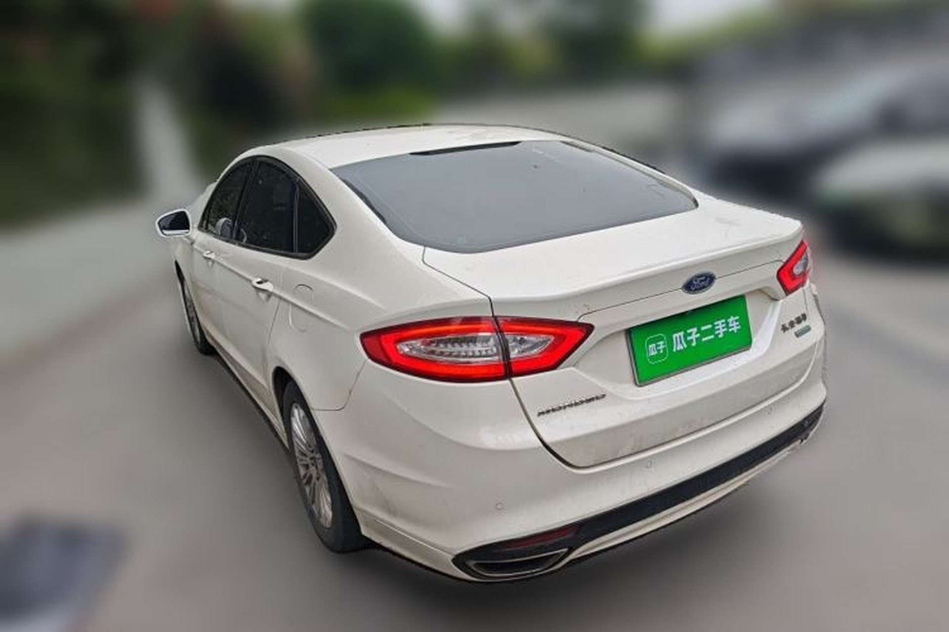 Used Ford Mondeo 2013 2.0L GTDi 200 Luxury Model Rear Left 45 Deg