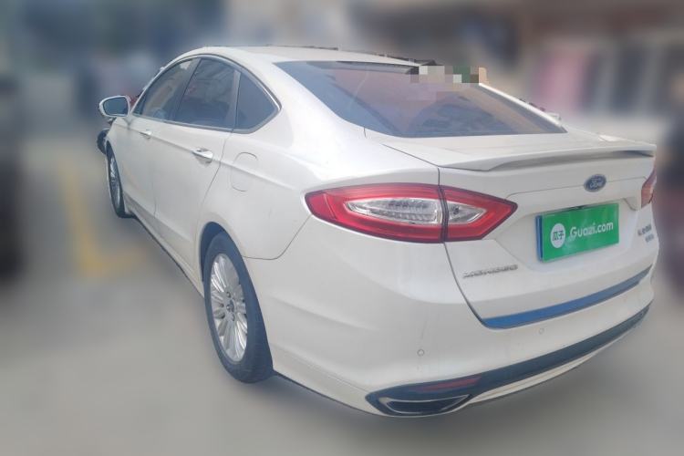Used Ford Mondeo 2013 2.0L GTDi 200 Luxury Model Rear Left 45 Deg