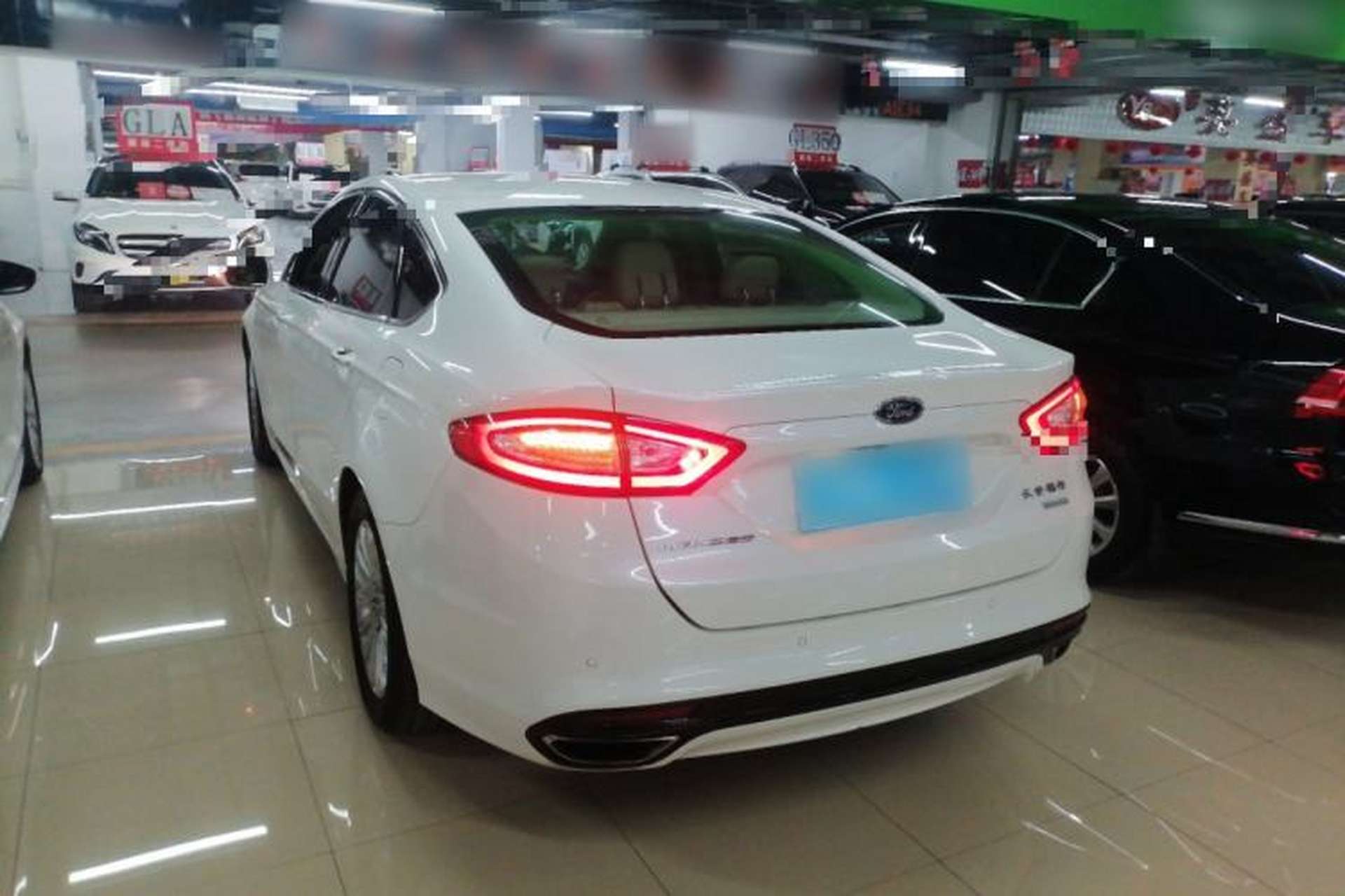 Used Ford Mondeo 2013 2.0L GTDi 200 Luxury Model Rear Left 45 Deg