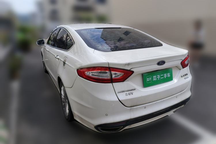 Used Ford Mondeo 2013 2.0L GTDi 200 Luxury Model Rear Left 45 Deg