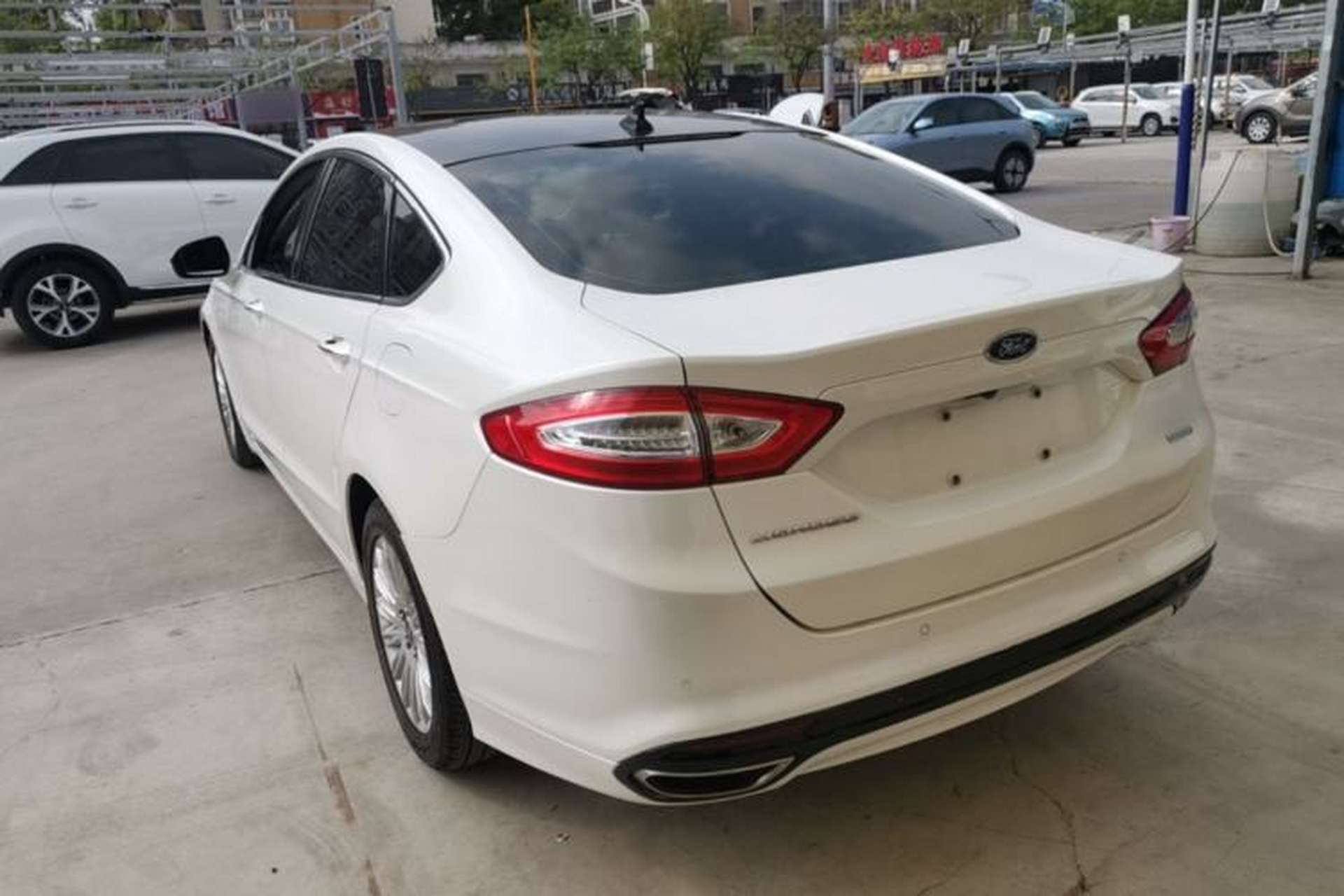 Used Ford Mondeo 2013 2.0L GTDi 200 Fashion Edition Rear Left 45 Deg