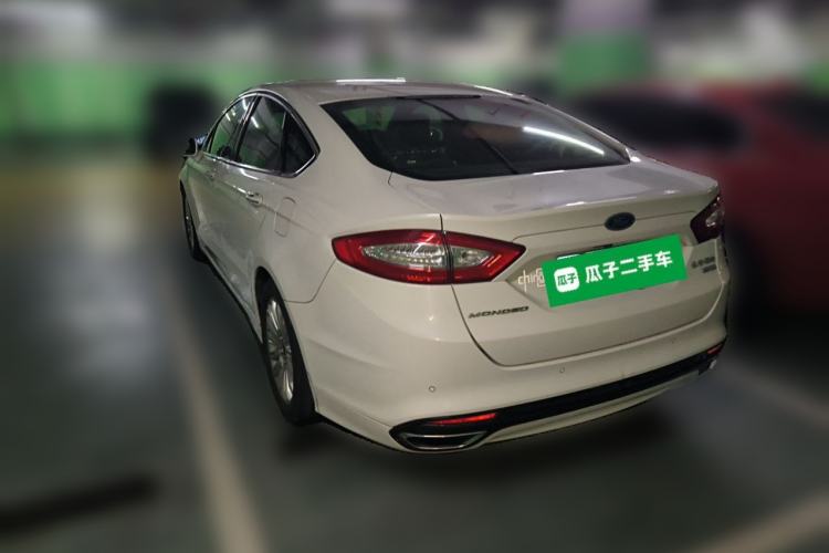 Used Ford Mondeo 2013 2.0L GTDi 200 Luxury Model Rear Left 45 Deg